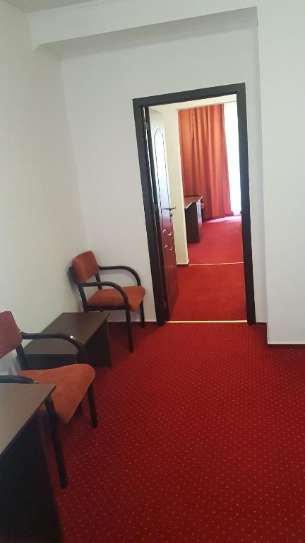 Отель Hotel Cristal Sinaia Синая